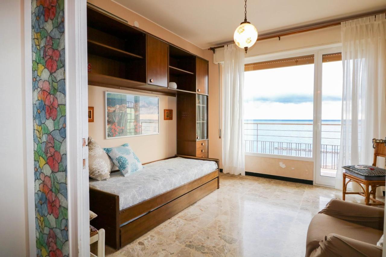 Ferienwohnung H11 Arma Vista Mare Panoramica Taggia Exterior foto